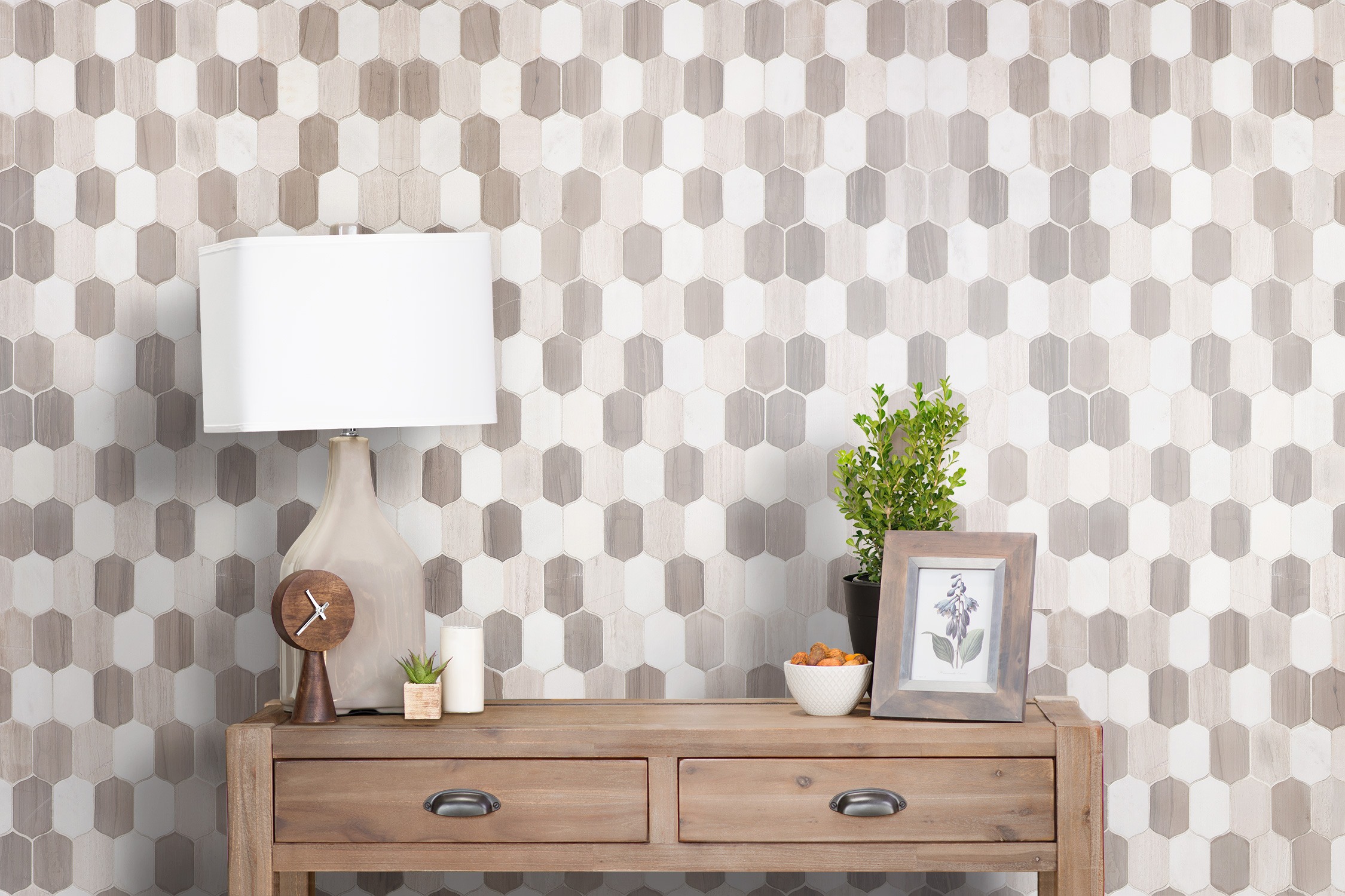 Luxembourg Lily Stone Blend Mosaic Tile in Palais