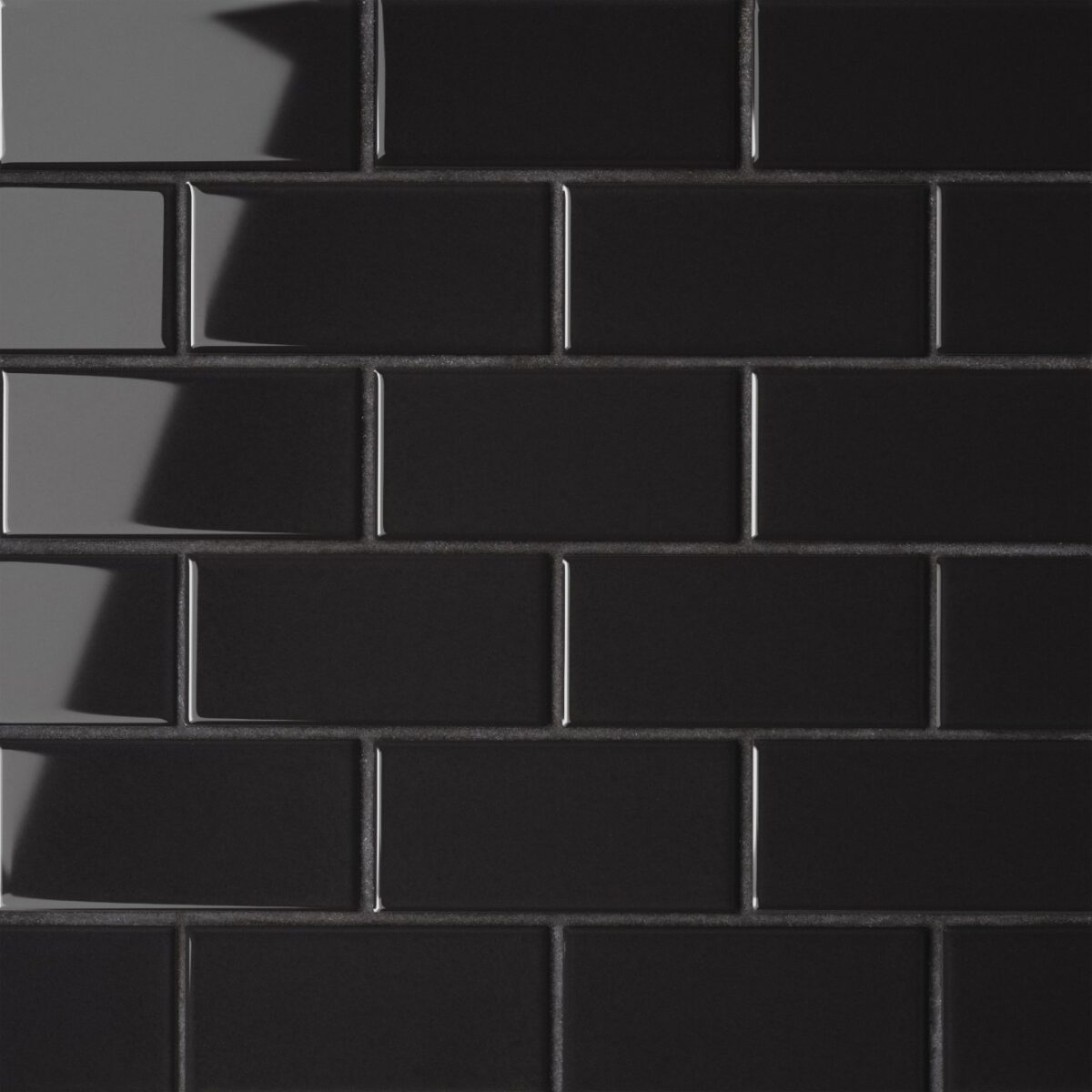 Le Cafe- 2x4 Off Set Mesh Mount Mosaic Black Gloss
