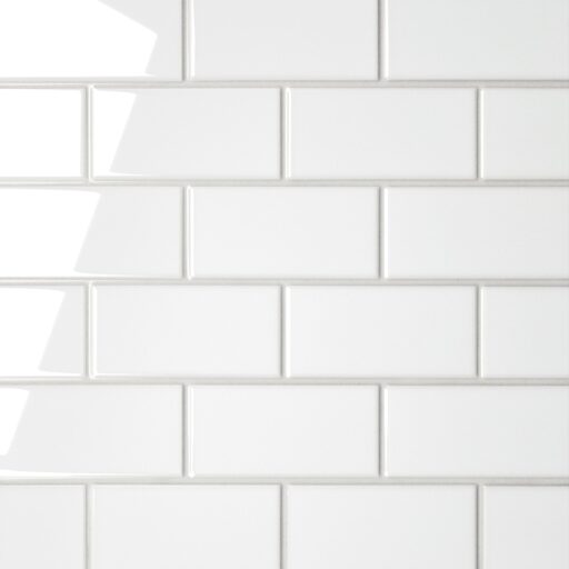 Le Cafe- 2x4 Off Set Mesh Mount Mosaic White Gloss