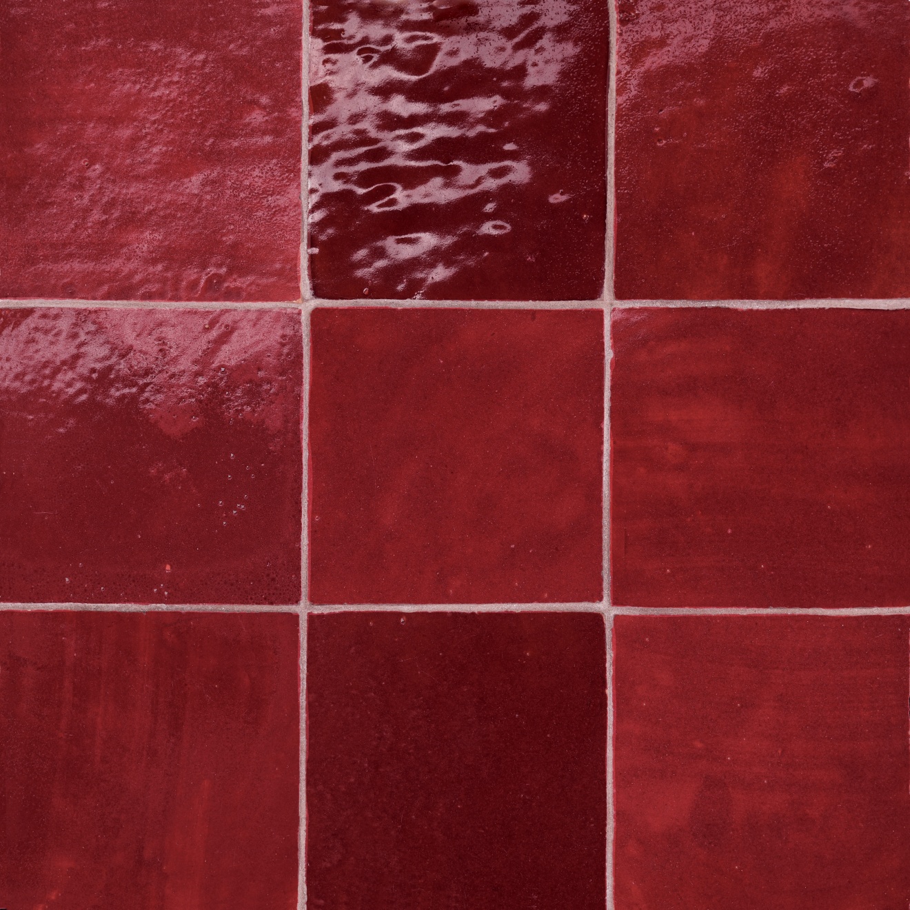 Zagora 4x4 Field Tile Rouge Gloss