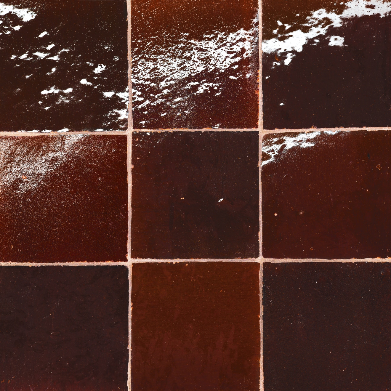 Zagora 4x4 Field Tile Maroon Gloss