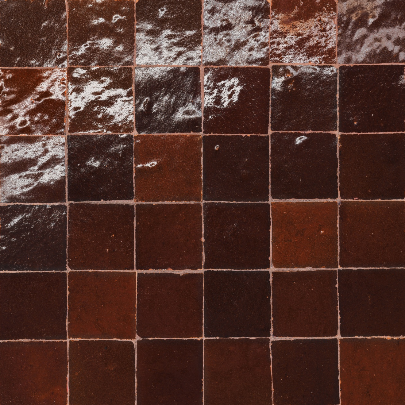 Zagora 2x2 Mosaic Maroon Gloss