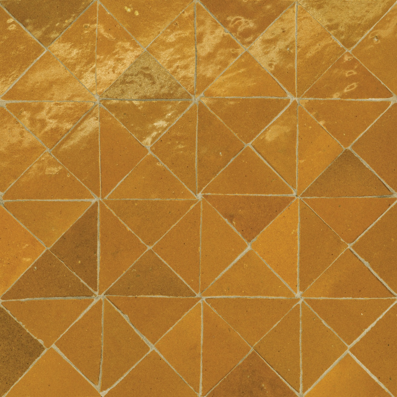 Zagora Triangle Mosaic Caramel Gloss