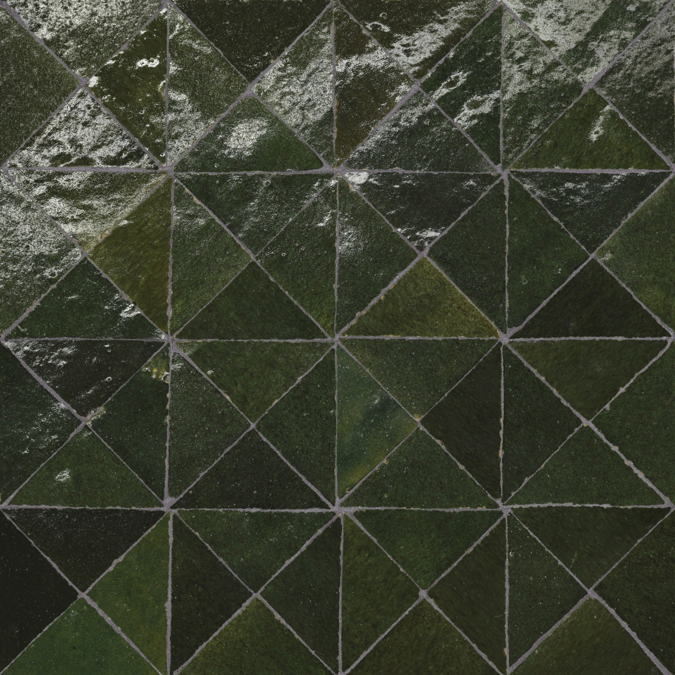 Zagora Triangle Mosaic Vert Mousse Gloss