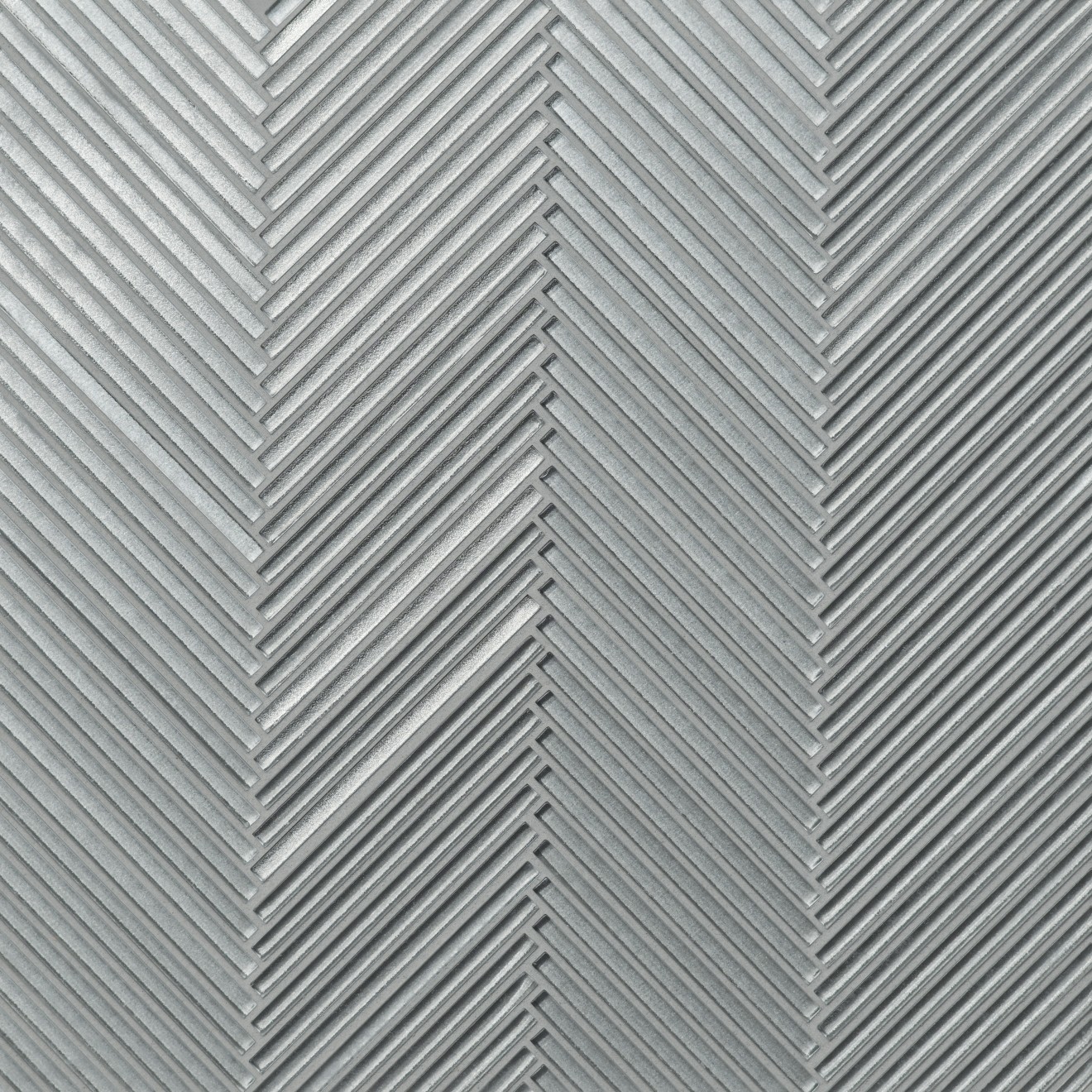 Kaikos Skinny Chevron All Glass Mosaic Silver Matte