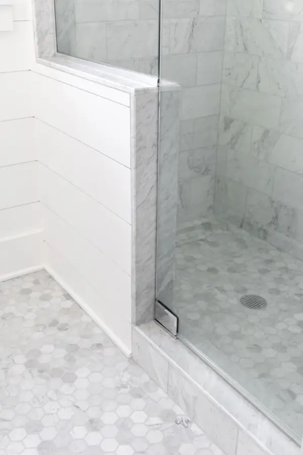 Venatino Carrara Hexagon - Image 3