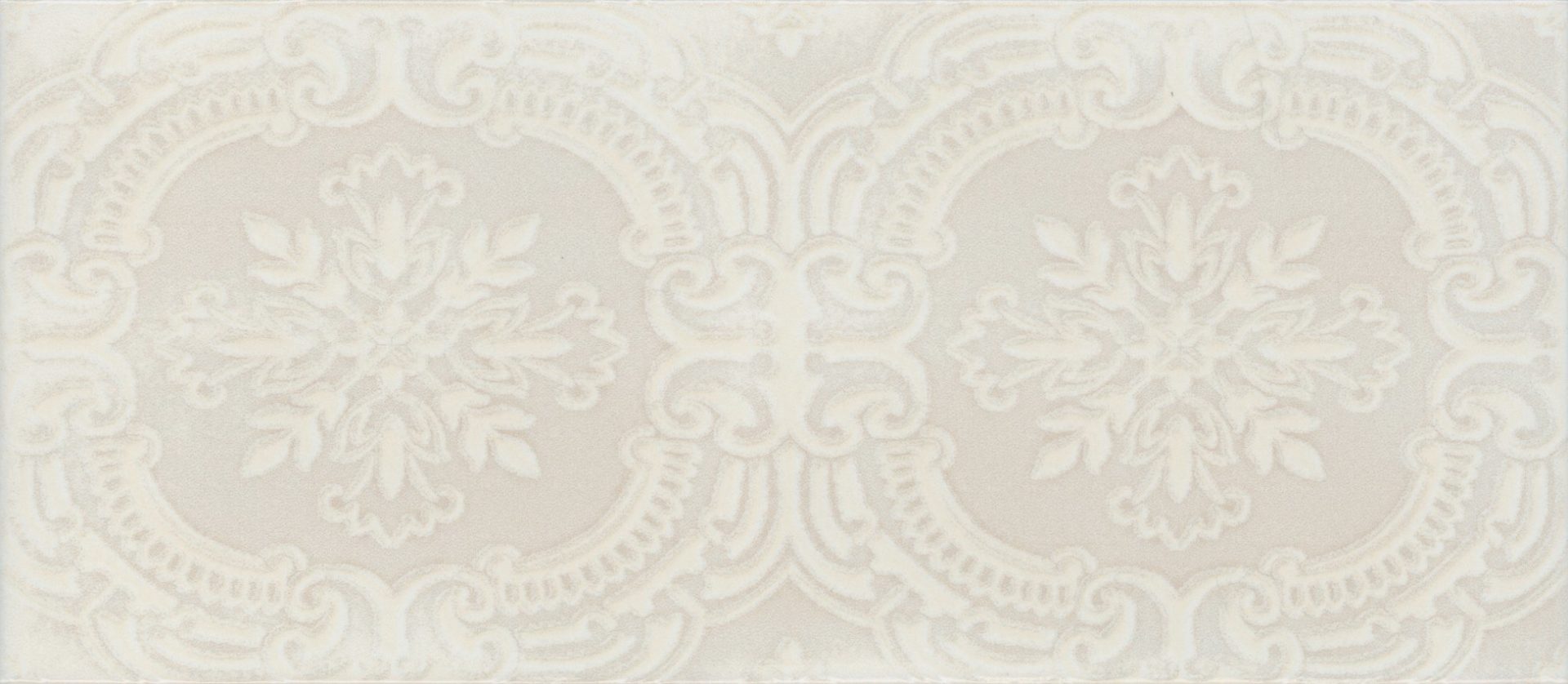 Chantilly Tulle Biscuit 4X10 Deco