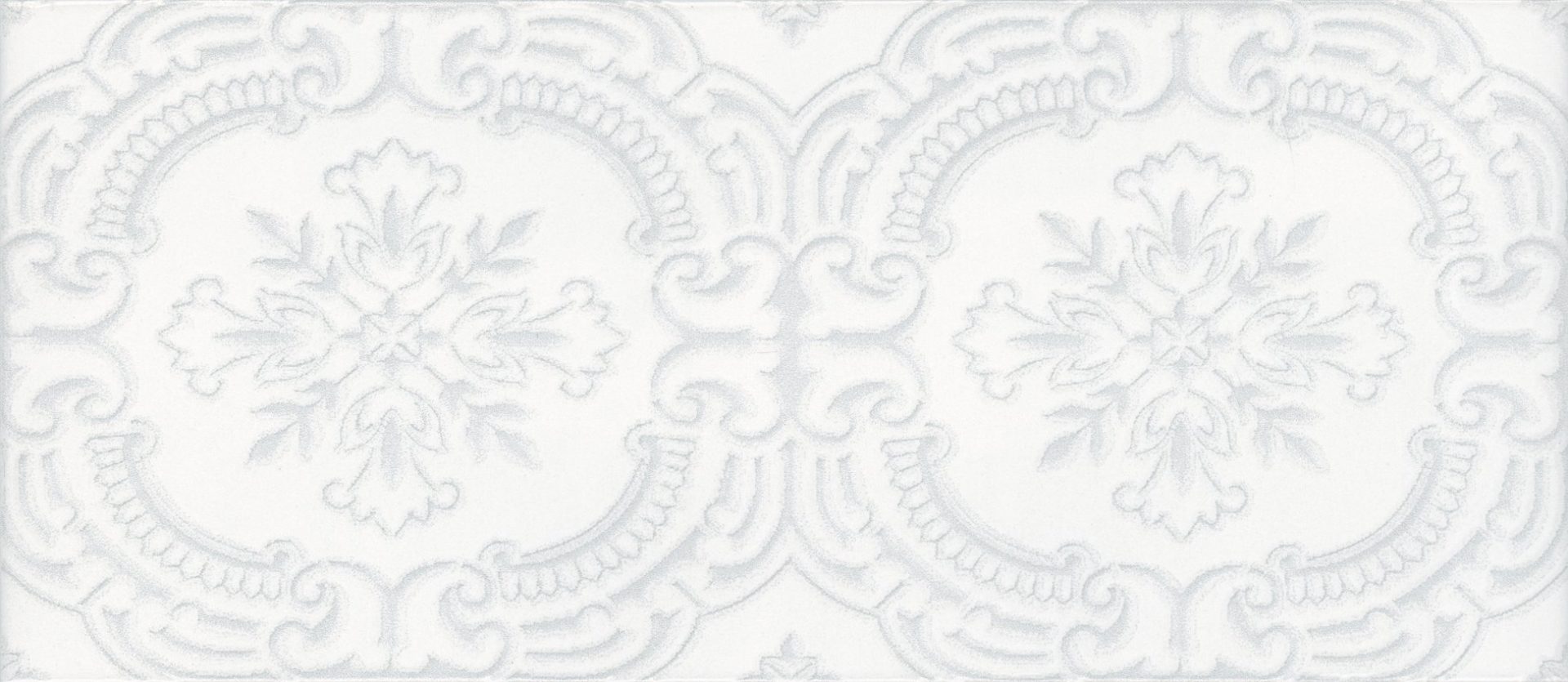 Chantilly Tulle White 4X10 Deco